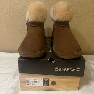 NWB BearPawAbby Hickory Boots